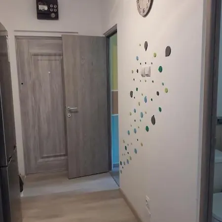 Cazare La 5 Minute De 2 Statii Metrou